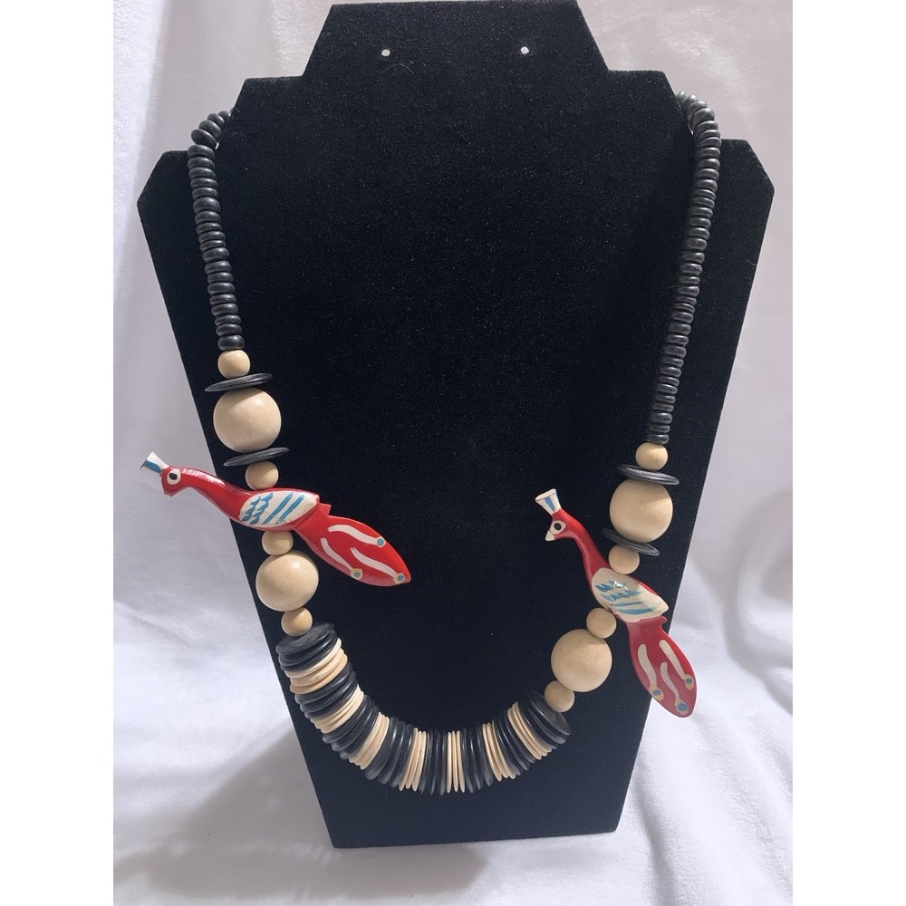 Vintage Wooden Hand Carved & Painted Parrots & Flat Beads Tropical Necklace